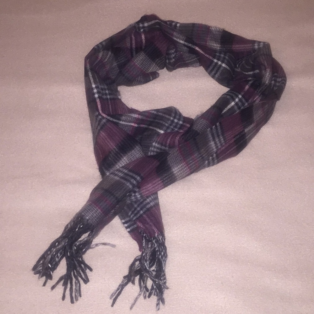 Cashmere scarf , in perfect condition